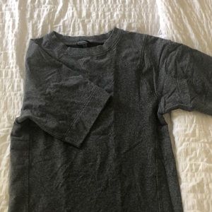 Lululemon short sleeve sweatshirt